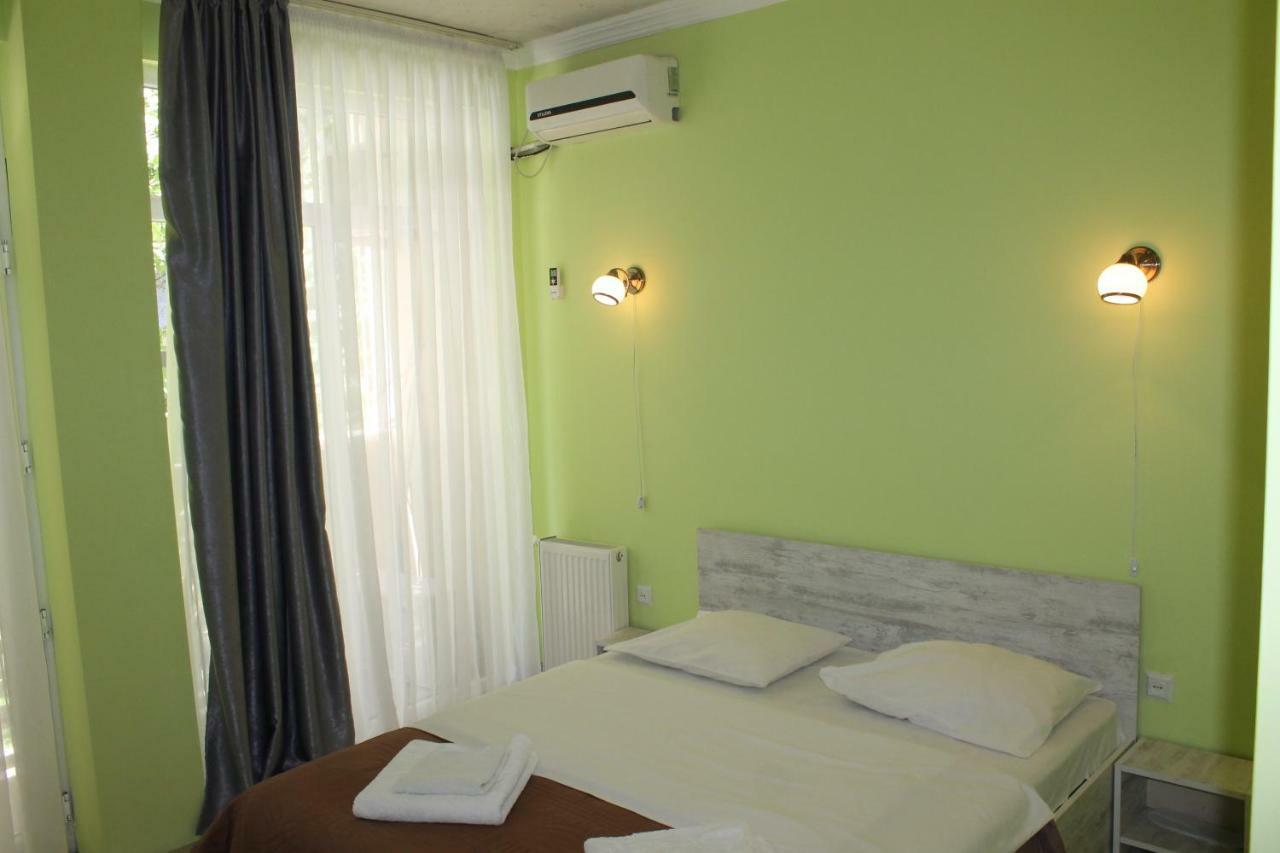 Hotel Lim Batumi Luaran gambar